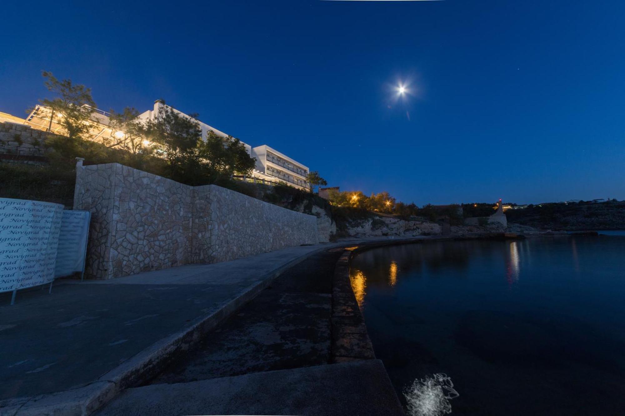 Hotel Rooms Roccia Novigrad  Exterior foto