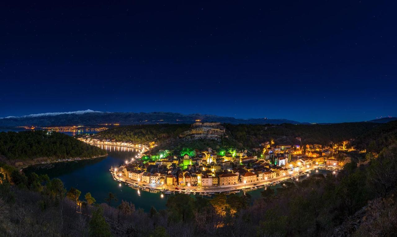Hotel Rooms Roccia Novigrad  Exterior foto