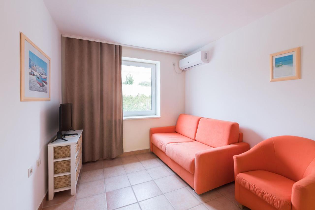 Hotel Rooms Roccia Novigrad  Exterior foto